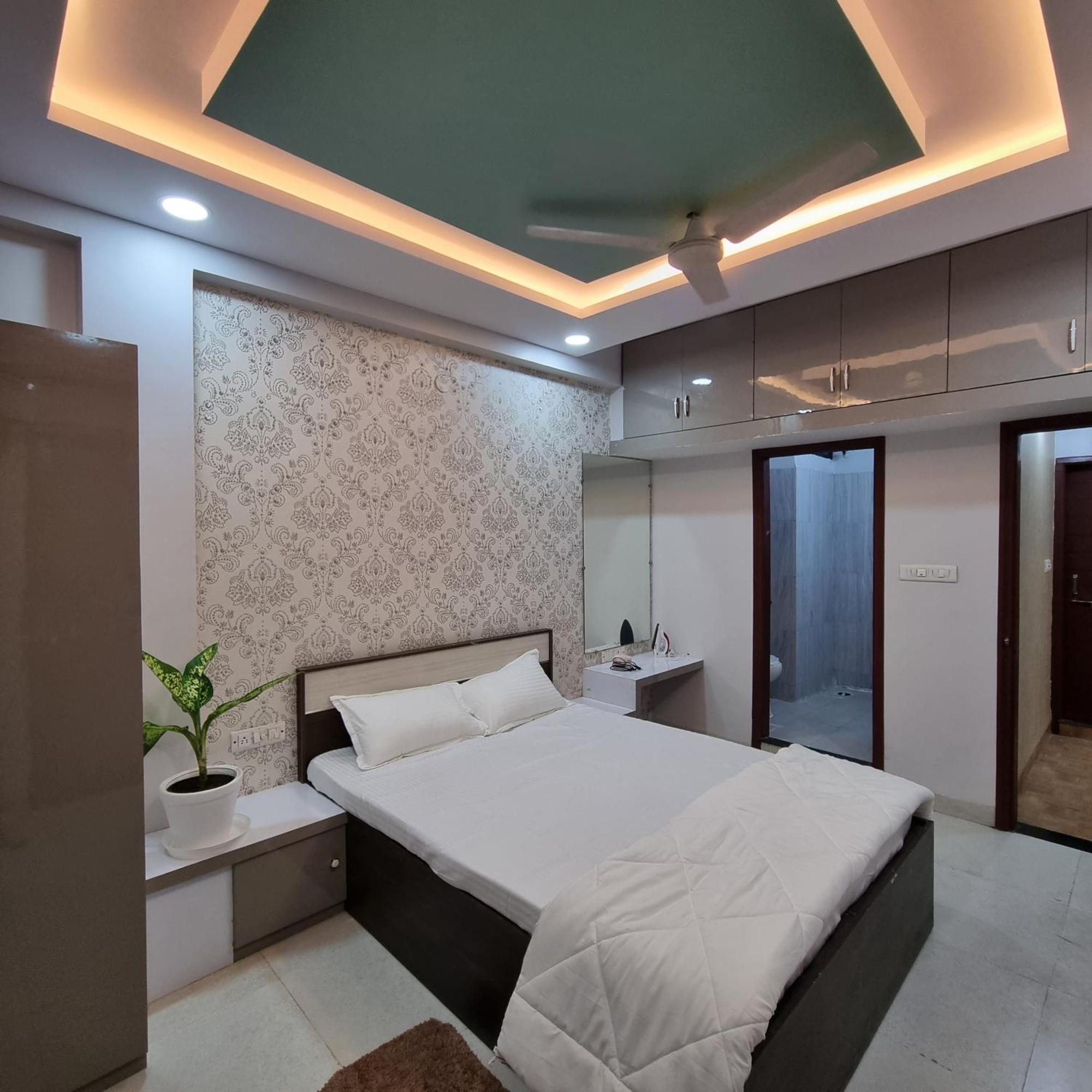 Leela - Orchid - One Bedroom With Hall And Balcony